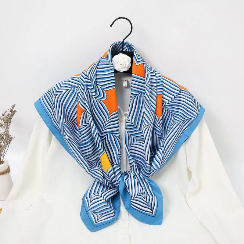 Квадратный платок 90 см, высок – обзор и цена Scarf Silk Square